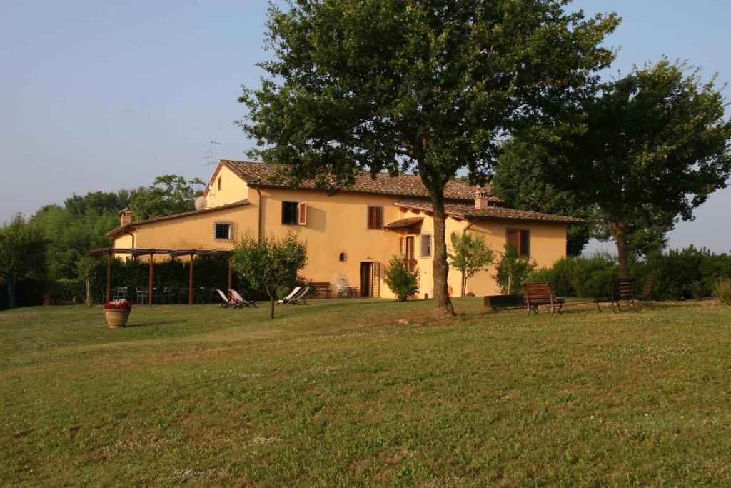 Il Nido Di Gabbiano Guest House Scarperia Bagian luar foto
